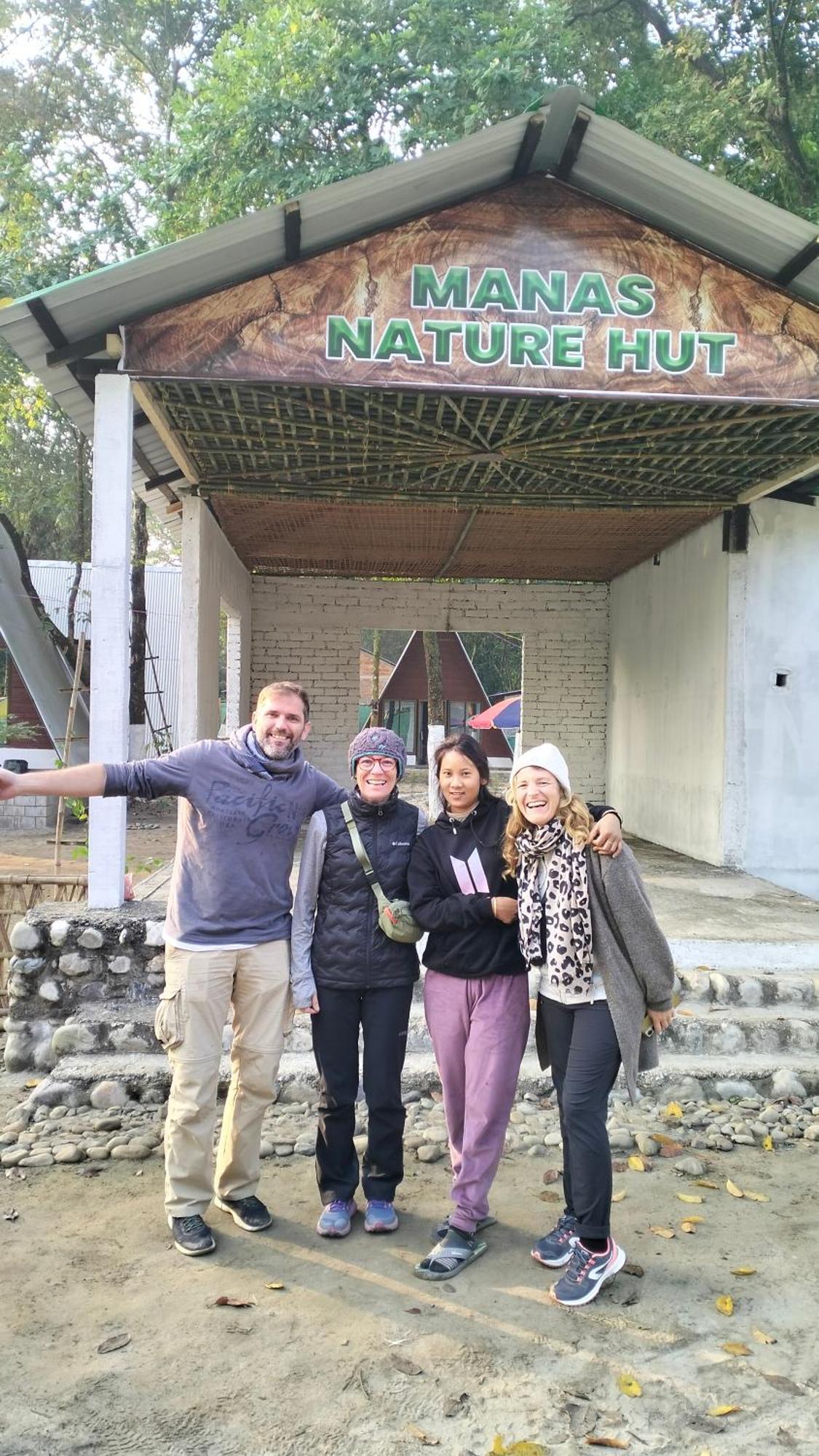 Manas Nature Hut Hotell Jyoti Gaon Eksteriør bilde