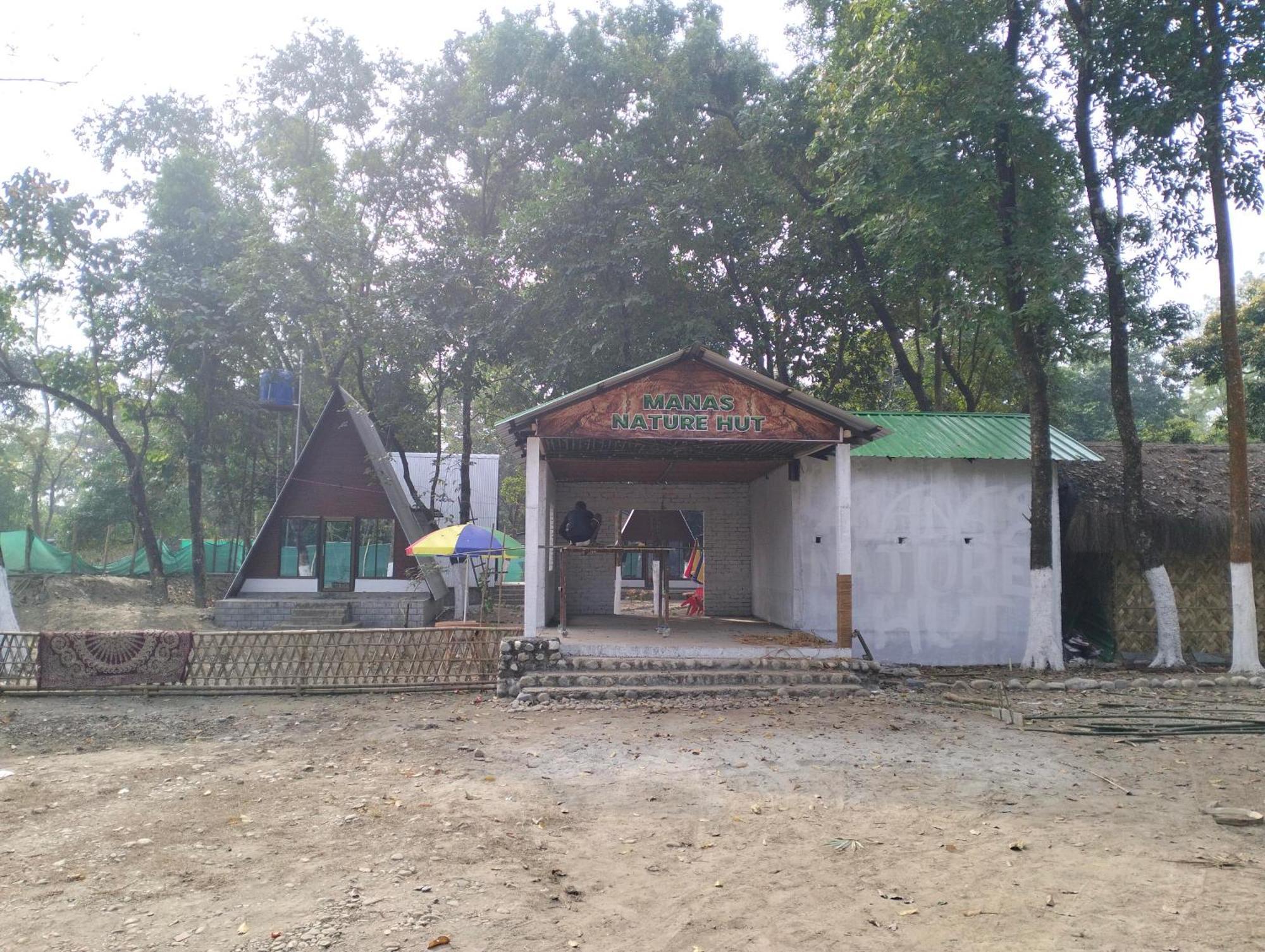 Manas Nature Hut Hotell Jyoti Gaon Eksteriør bilde